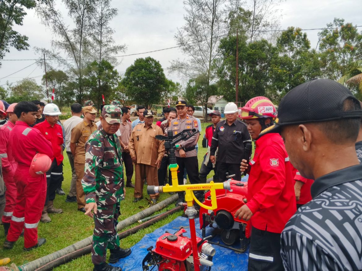 Polsek Bonai Darussalam Perkuat Kesiapsiagaan Karhutla, Seluruh Elemen di Bonai Darussalam Ikuti Apel dan Simulasi Penanganan Kebakaran*
