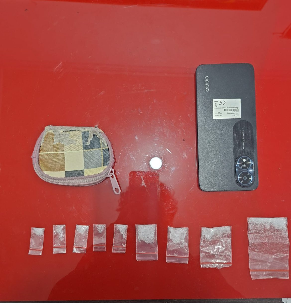 Satresnarkoba Polres Rohul Ringkus Dua Pengedar Sabu di Mahato, Sita 10 Paket Narkotika*
