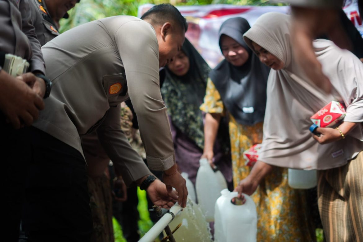 Polres Rokan Hulu Resmikan Sumur Bor untuk Warga Rambah Samo, Wujud Nyata Pengabdian Polri di HUT Bhayangkara ke-80