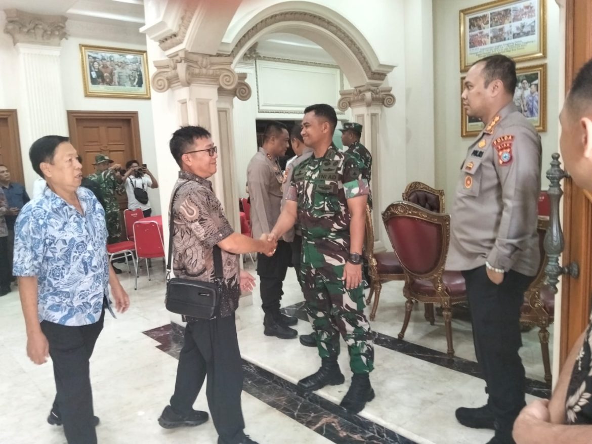 Dihadiri Petinggi TNI – Polri, Puncak Festival Bakar Tongkang 2026 Sukses Dilaksanakan