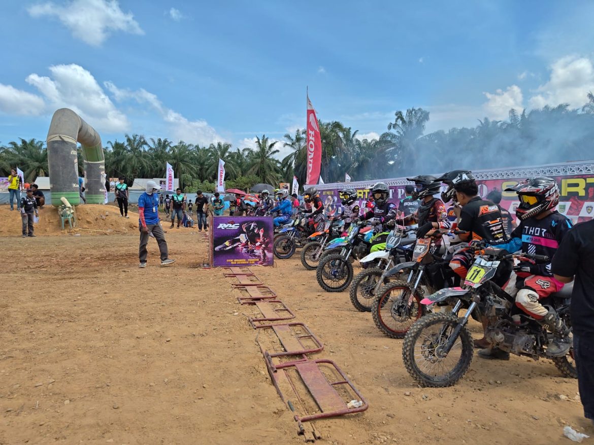 Polsek Kunto Tutup Grasstrack HUT Bhayangkara