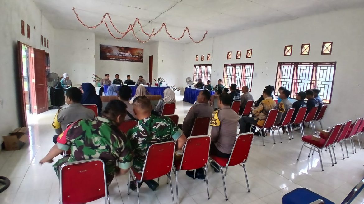 Tim Mabes TNI Gelar Penyuluhan dan Pencegahan Karhutla di Kecamatan Balai Jaya