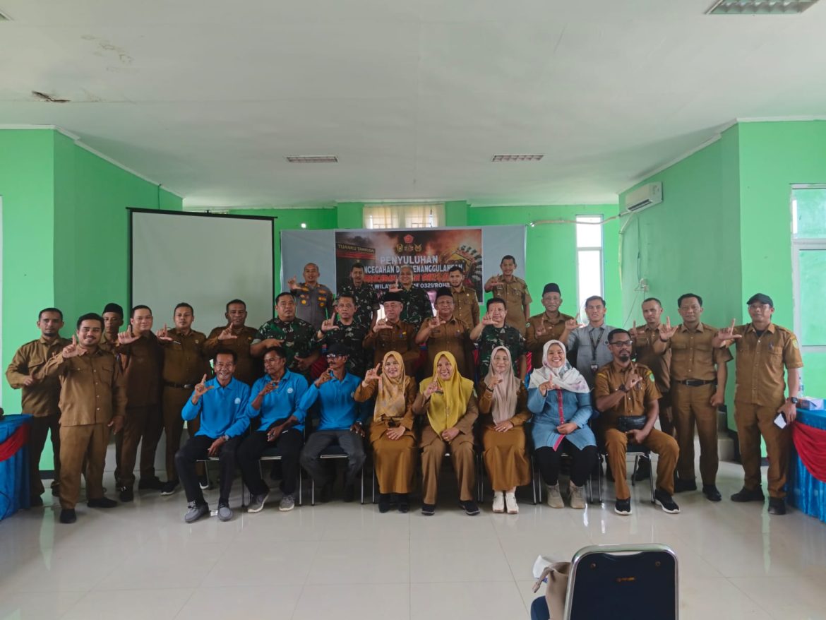 Tim Mabes TNI Gelar Penyuluhan dan Sosialisasi Pencegahan Karhutla di Kubu dan Kubu Babussalam