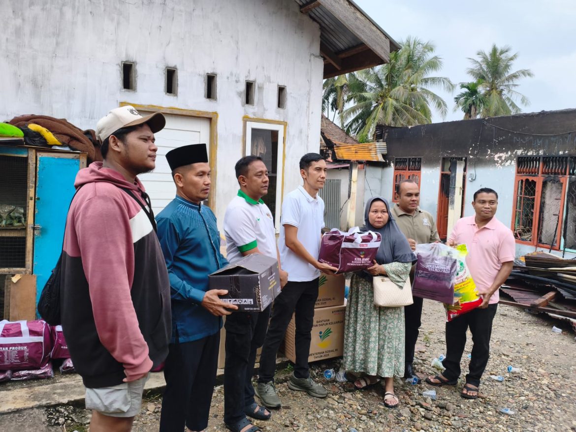 Kebakaran Rumah Petak di Rohul, 1 Orang Tewas dan 3 Luka Bakar