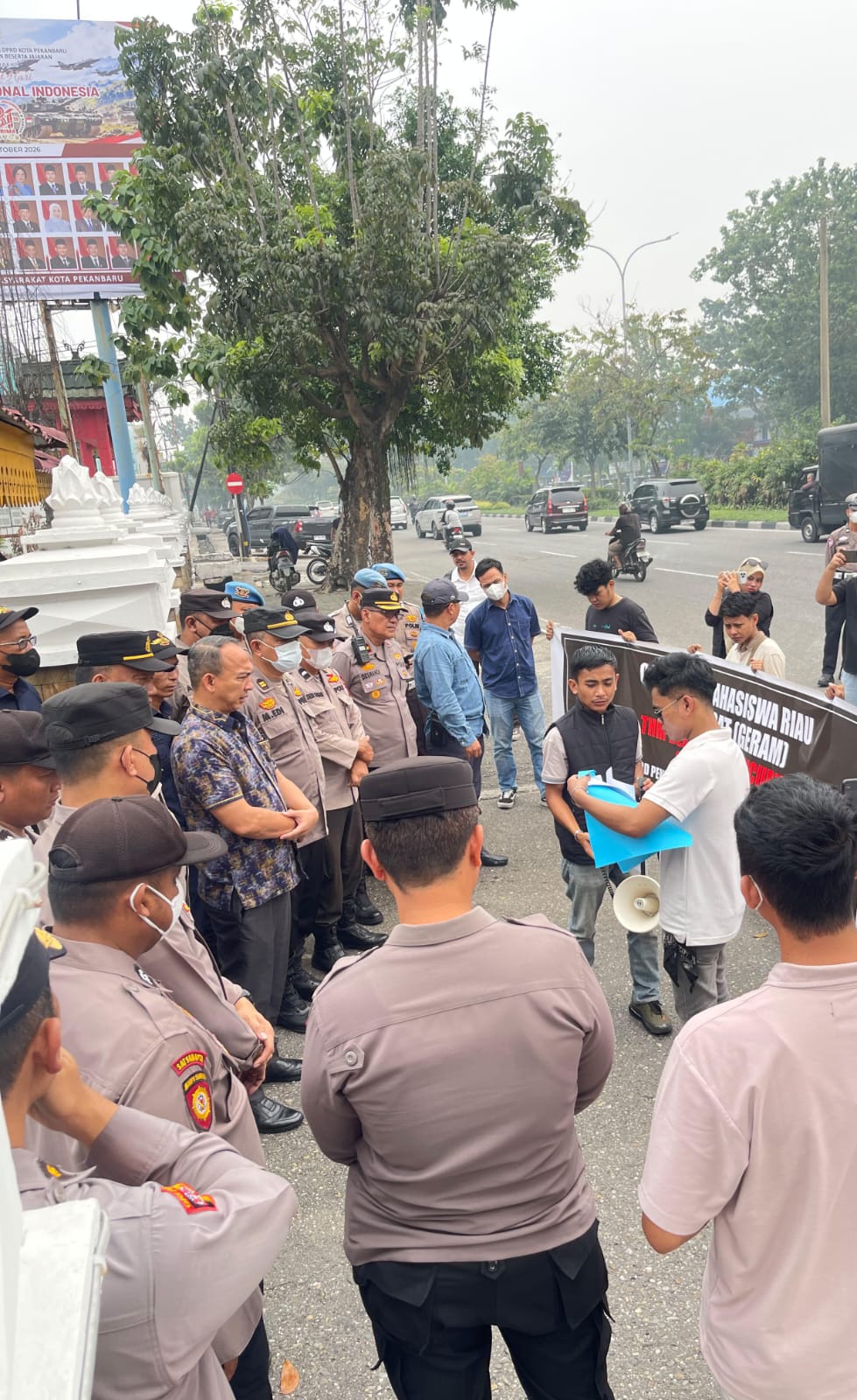 60 ORANG POSITIF NARKOBA DI MP CLUB, GERAM TANTANG WALI KOTA PEKANBARU: BERANI TUTUP PERMANEN?
