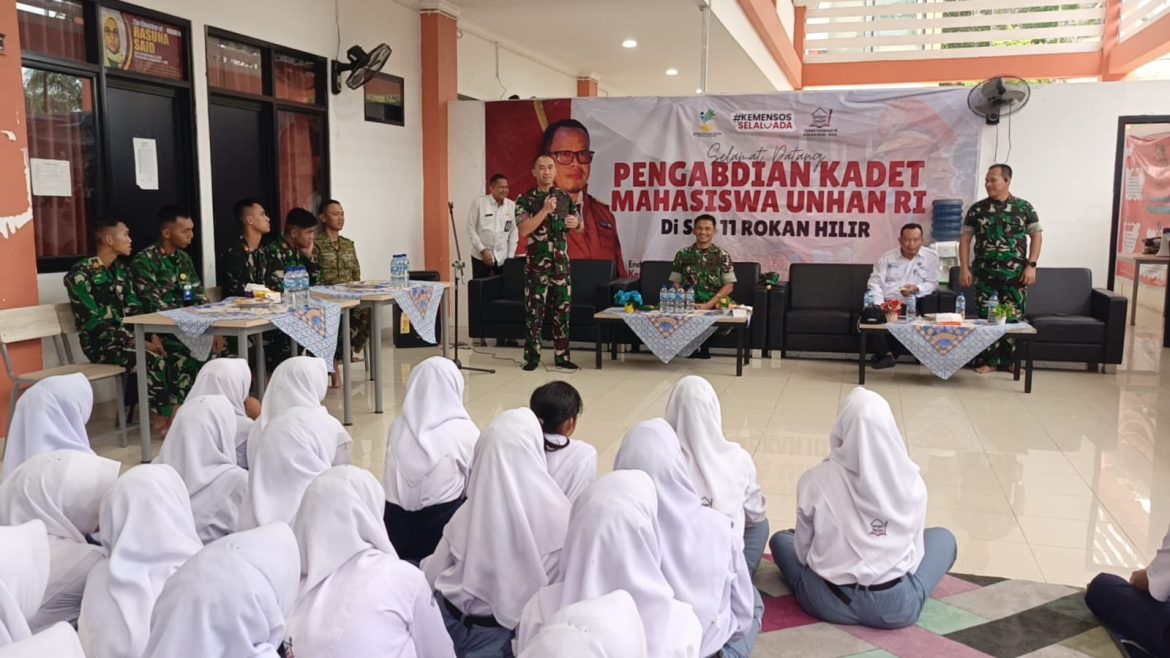 DANDIM 0321/ROHIL SAMBUT POSITIF PENGABDIAN KADET UNHAN RI DI SEKOLAH RAKYAT, TANAMKAN JIWA BELA NEGARA DAN KEPEDULIAN SOSIAL